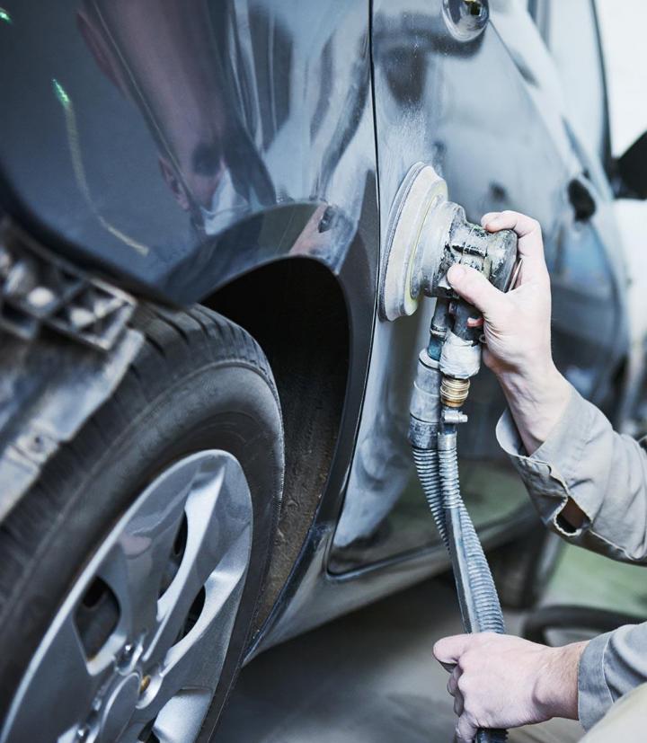 Les principales étapes de la restauration d'une carrosserie classique, La Réunion